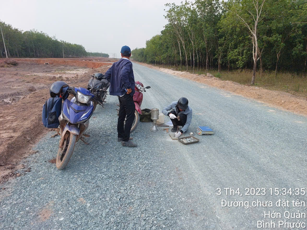 Thí nghiệm độ chặt đầm nén hiện trường - Hớn Quản, Bình Phước